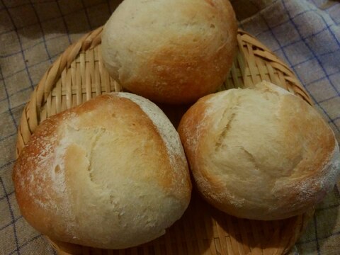 シンプルな材料で作るあっさりまるパン